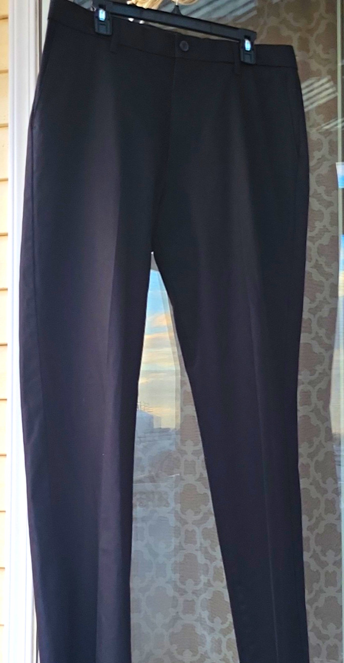 Dockers Signature Khaki Mens W34 L34 Charcoal Gray Classic Fit Flex Comfort Pant